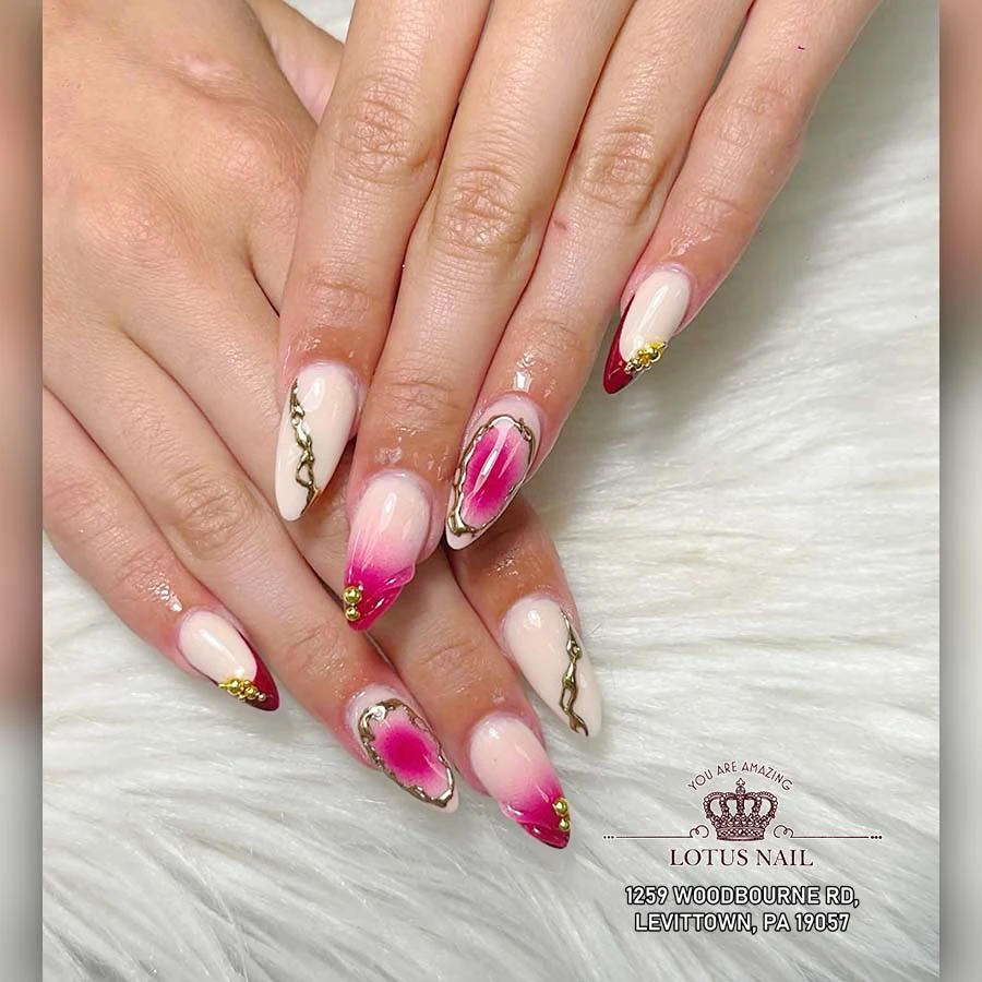 Lotus nails